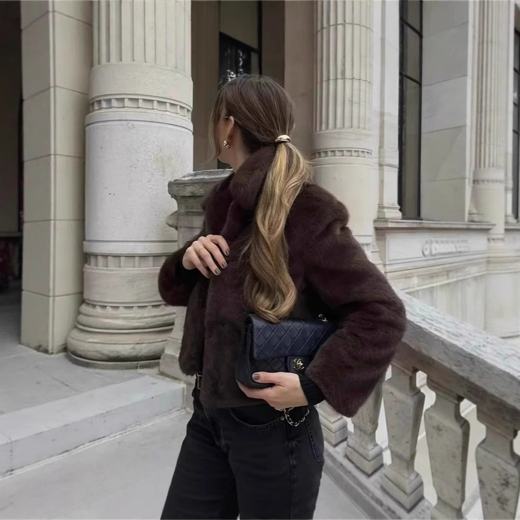 Women's Short Boxy Faux Fur Jacket with Shirt Collar and Dense High-Pile Texture Chichicherry