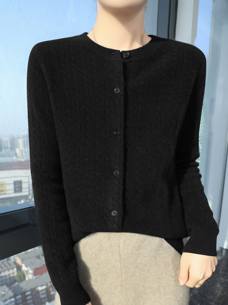 Ladies Short-Cut Fine Knit Cardigan with Subtle Structure and Round Neck Chichicherry