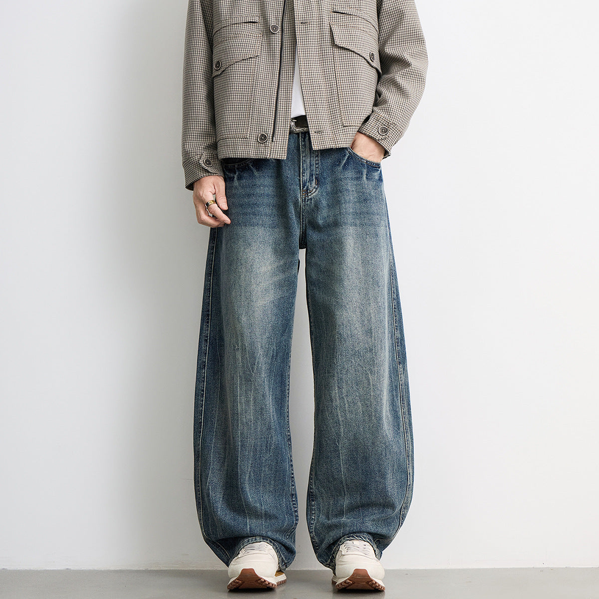 Men's wide balloon jeans with extra wide legs, low crotch, and authentic used wash Chichicherry