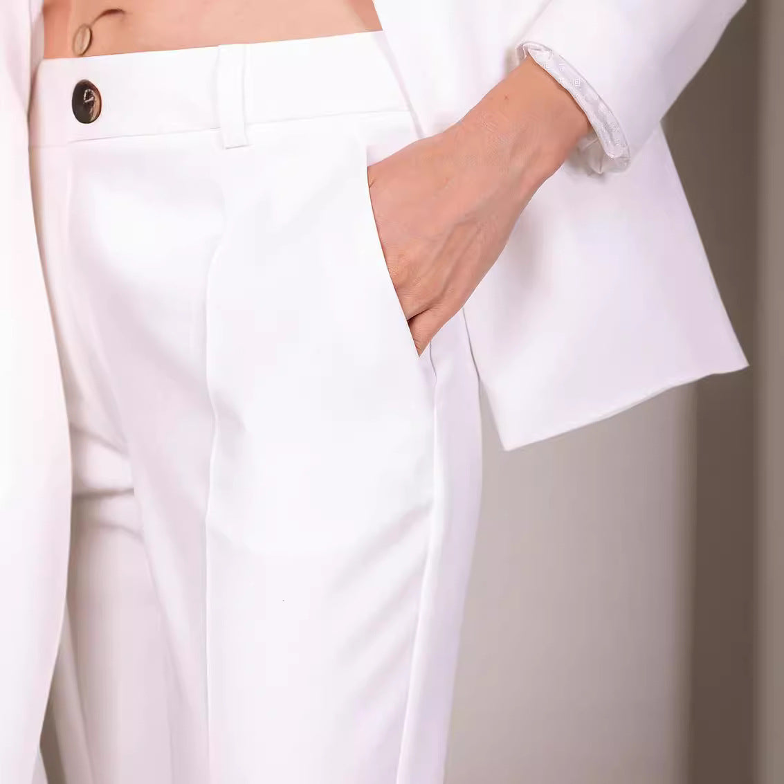 Women High-waisted Flared Palazzo Pants with Crease Chichicherry