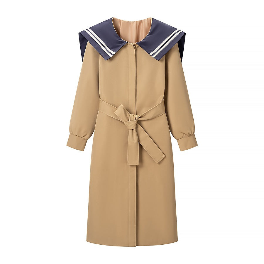 Women's coat with oversized sailor collar, belted waist and concealed button placket Chichicherry