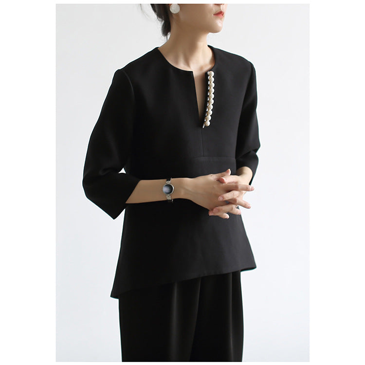 Women's Elegant Blouse with Pearl Details Chichicherry