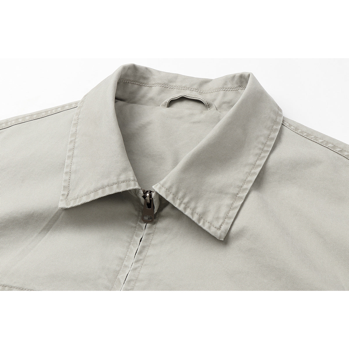 Men's short jacket in boxy cut made of canvas with diagonal zip pockets and elastic hem Chichicherry