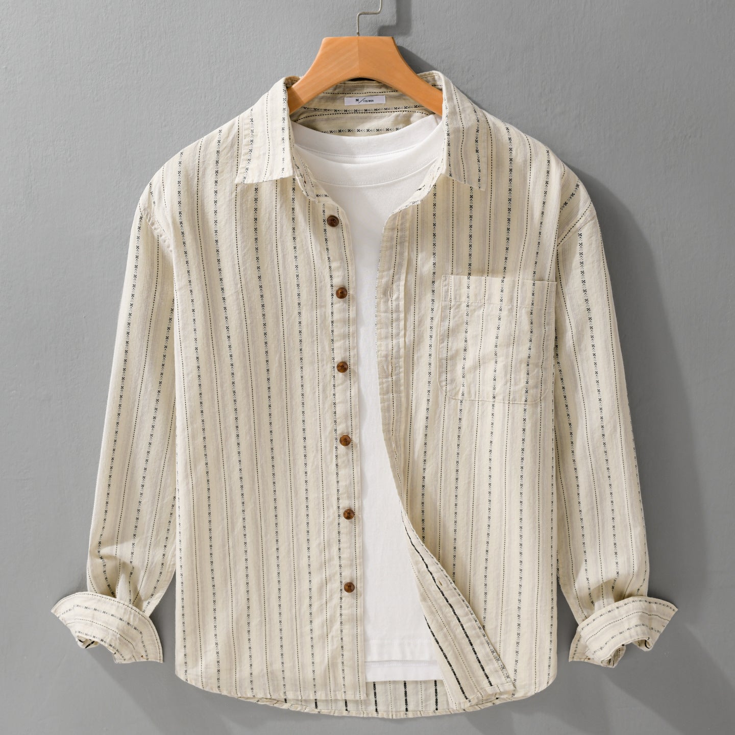 Men's Casual Long Sleeve Overshirt Made of Linen-Cotton Blend with Patch Chest Pocket Chichicherry