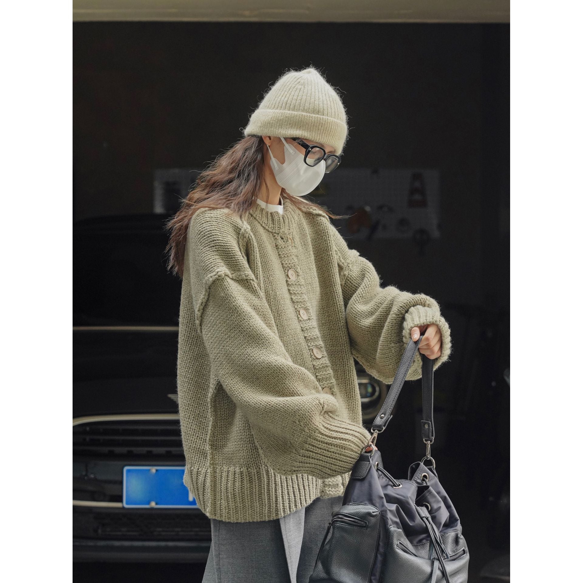 Women Oversized Chunky Knit Cardigan with Button Placket and Cable Pattern Chichicherry