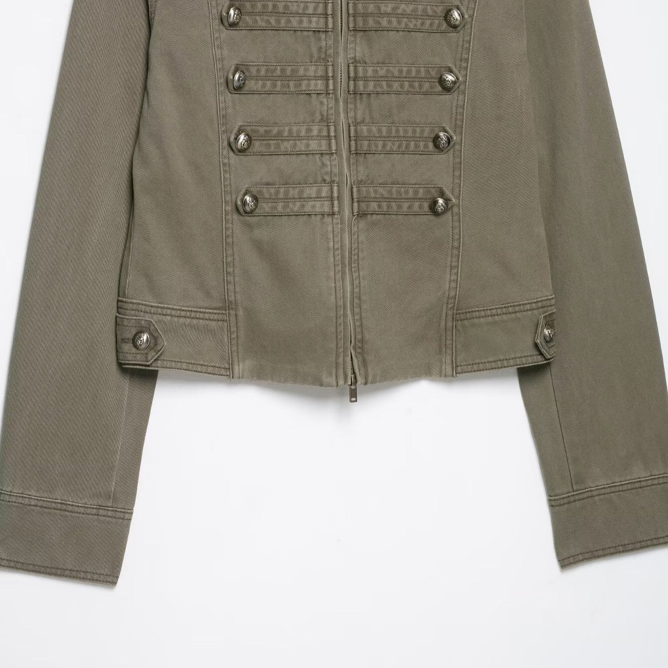 Ladies military-inspired short jacket with stand-up collar, decorative flaps and zipper Chichicherry