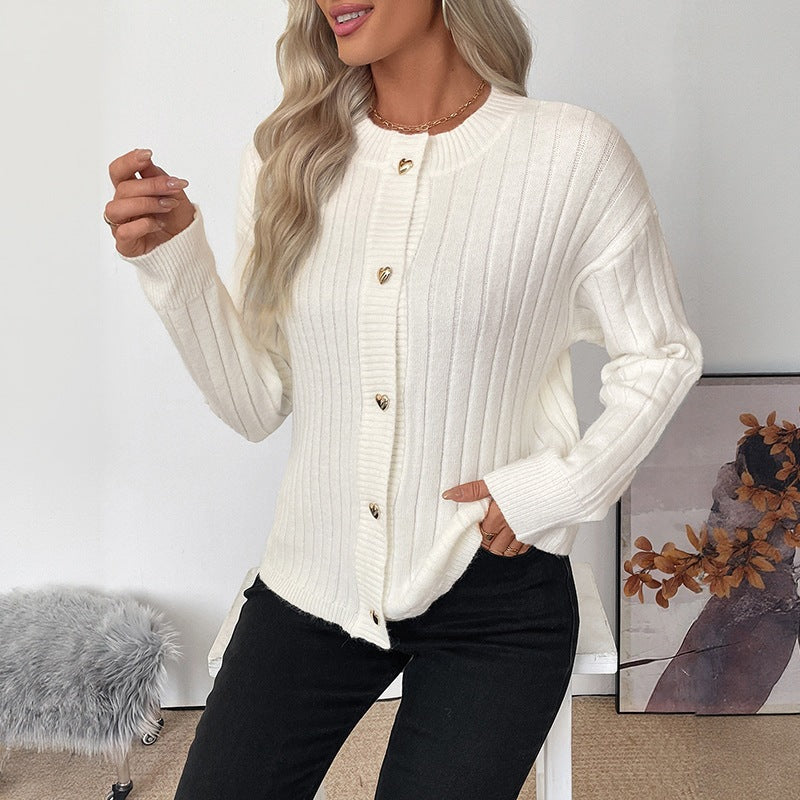 Ladies fine-knit cardigan with ribbed structure and heart-shaped decorative buttons Chichicherry