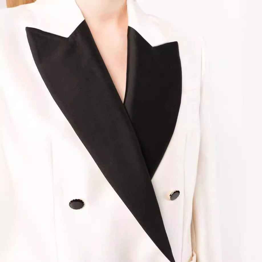 Women’s Short Blazer Dress in Tuxedo Style with Shawl Collar and Double-Breasted Chichicherry