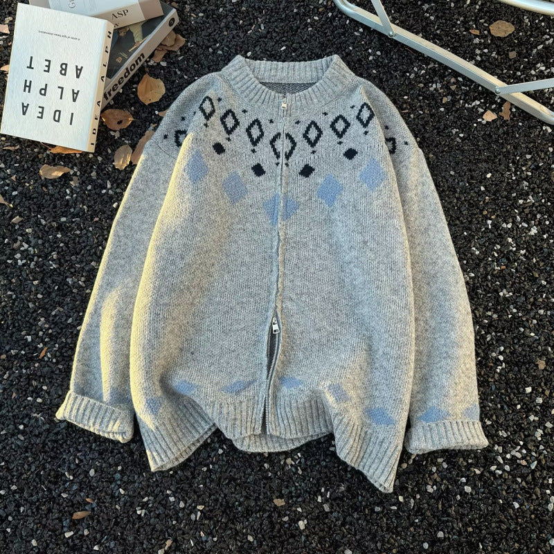 Unisex Grobgestrickte Norweger-Cardigan mit Rundhals, durchgehendem Reißverschluss und Jacquard‑Yoke Chichicherry