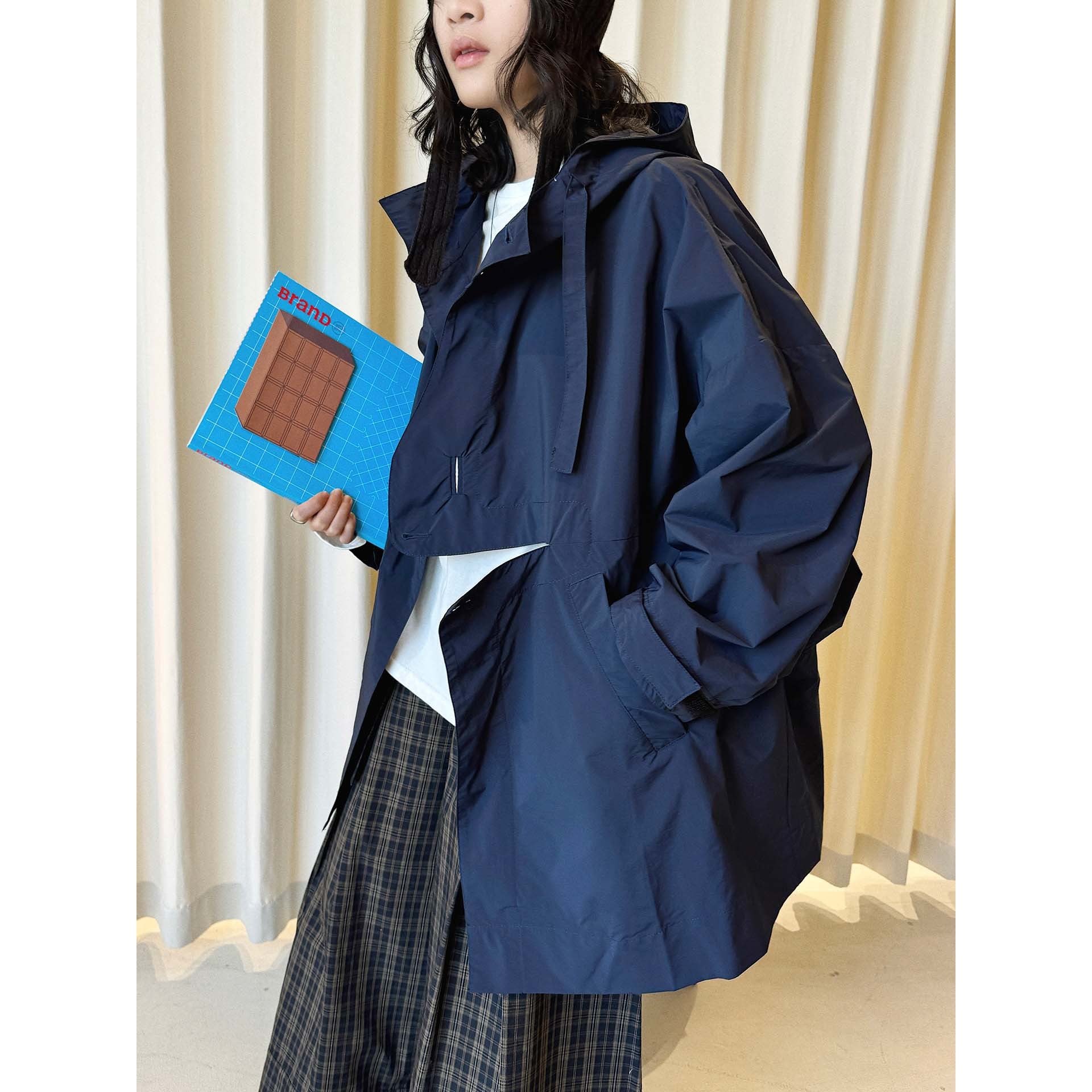 Ladies Oversize Rain Parka with Hood, High Stand Collar and Concealed Button Placket Chichicherry