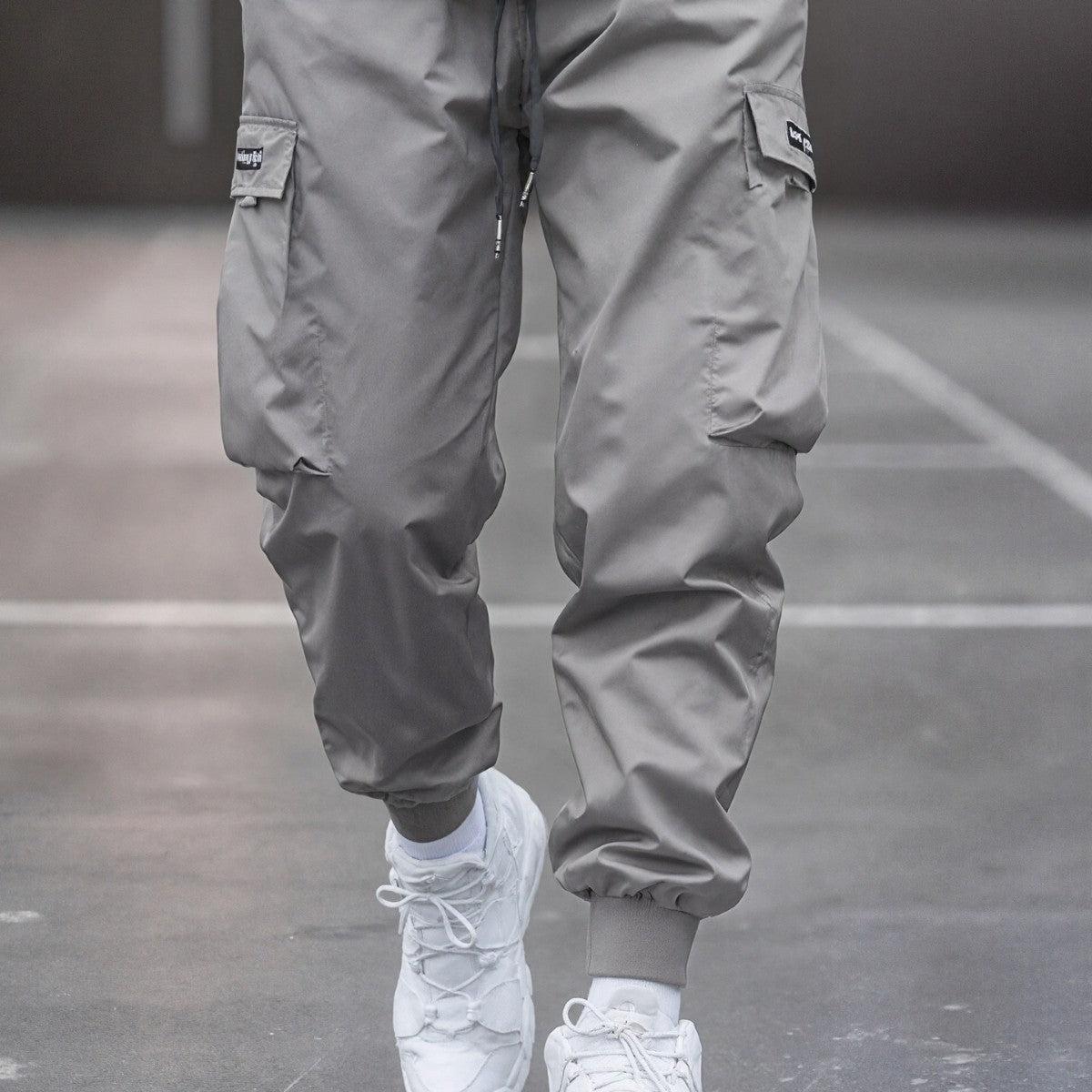 Men's Tapered Cargo Jogger Pants with elastic drawstring, reinforced flap pockets & ribbed ankle cuffs Chichicherry