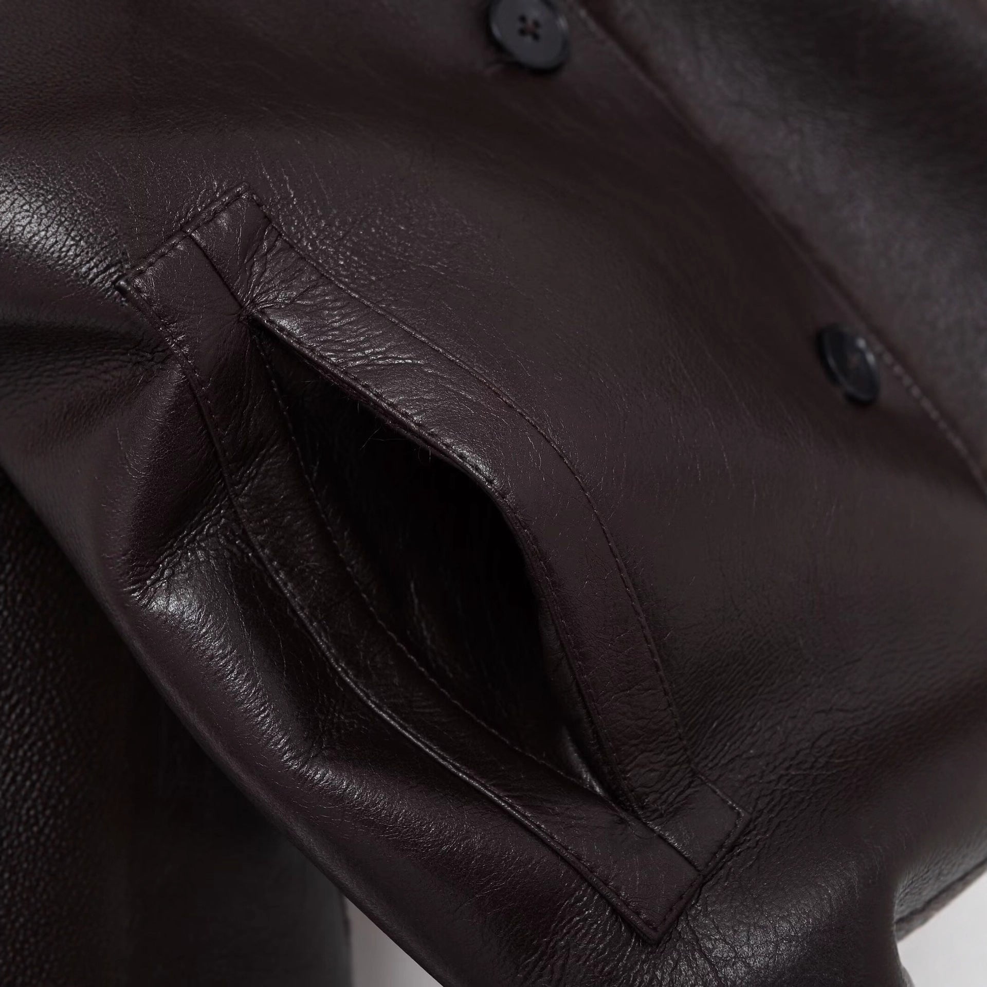 Women Boxy Faux Leather Jacket with Faux Fur Collar, Lambswool Imitation Lining and Button Closure Chichicherry