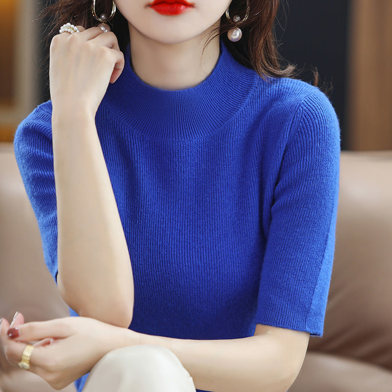 Ladies short-sleeve fine knit pullover with stand-up collar and tailored fit Chichicherry