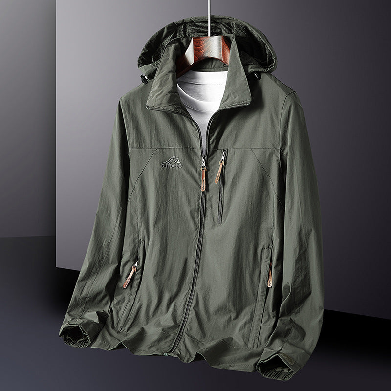 Men's lightweight windproof hooded jacket with zippered pockets and breathable membrane Chichicherry