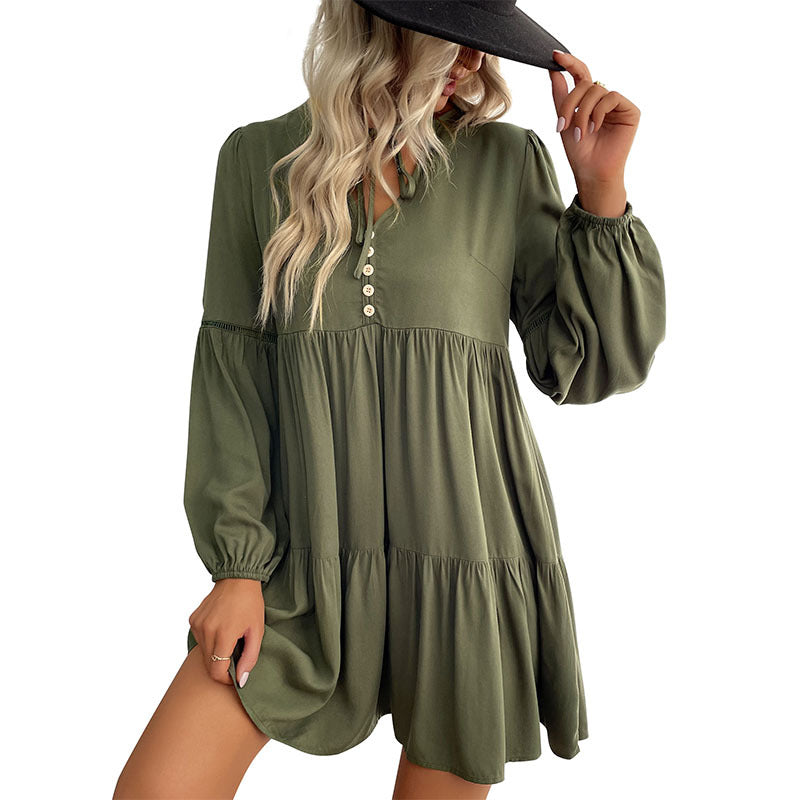 Ladies short-cut tiered babydoll dress with V-neck, button placket and balloon sleeves Chichicherry