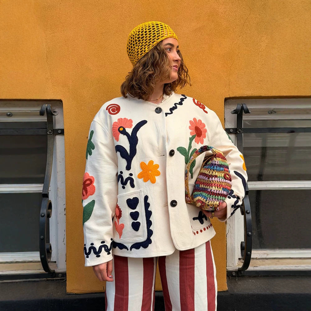 Women's embroidered boxy jacket with floral application and patch pockets Chichicherry