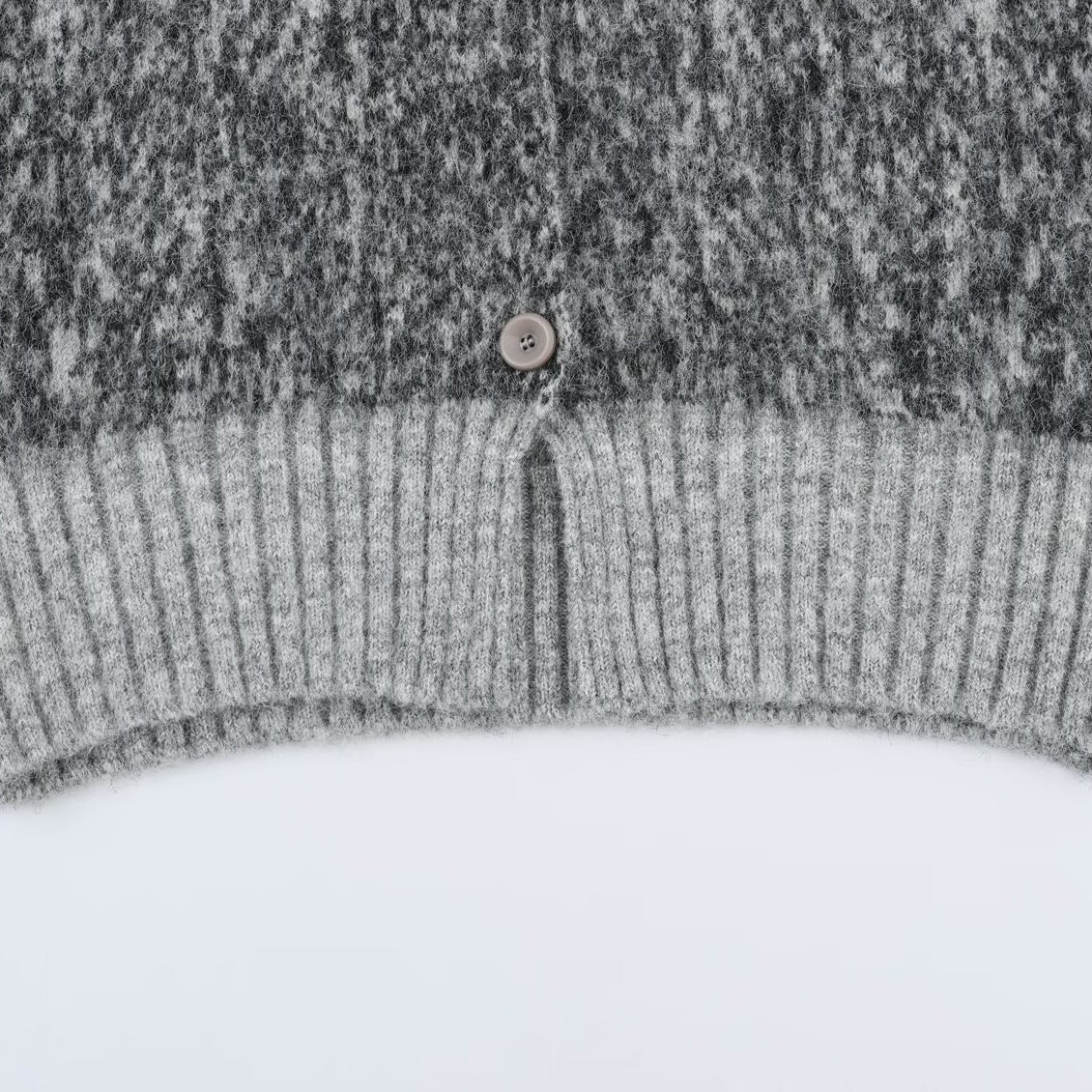 Women Oversized Cardigan made of plush material with high ribbed collar and button placket Chichicherry
