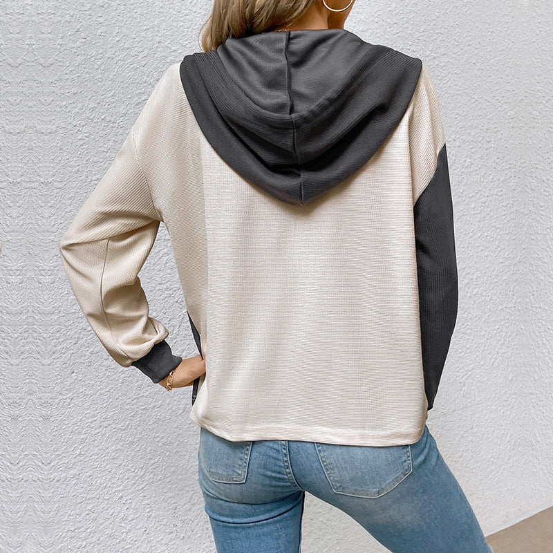 Women's Colorblock Hoodie with Waffle Texture, Button Placket and Chest Pocket Chichicherry
