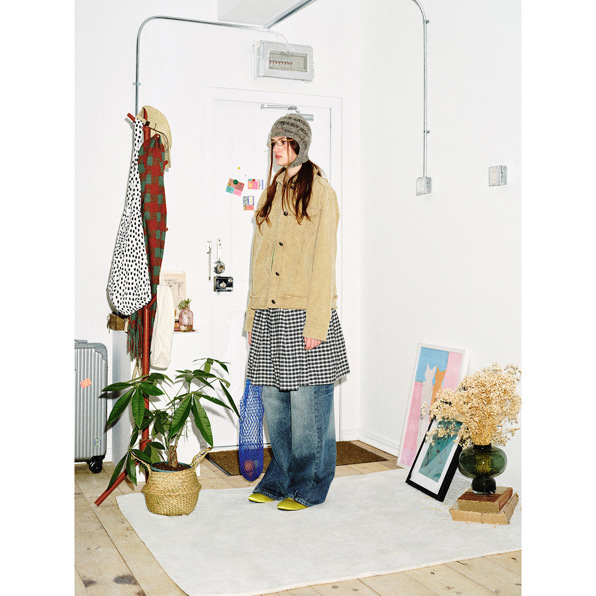 Women's short cord jacket with fringing, shirt collar and flap pockets Chichicherry
