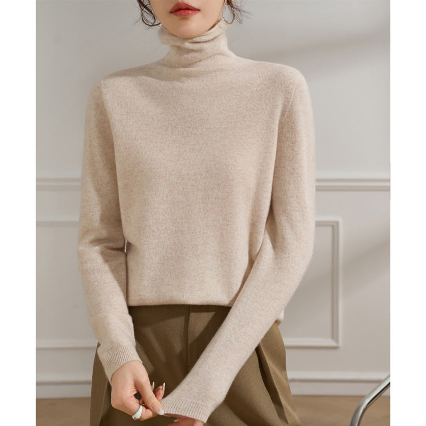 Women's fine turtleneck sweater made of cashmere blend with slim silhouette Chichicherry