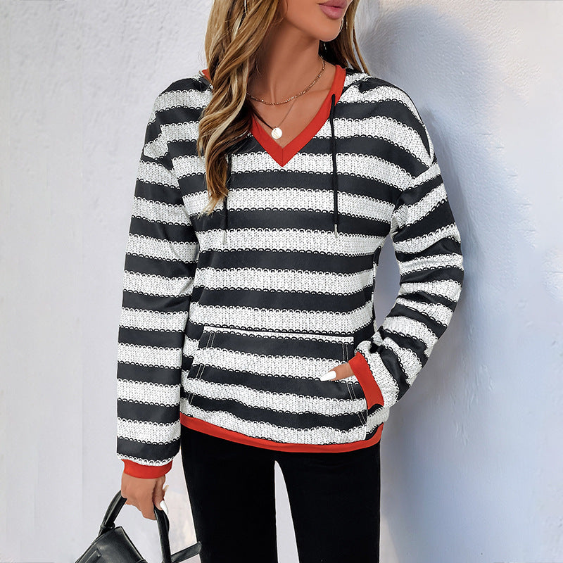 Women's striped knit pullover hoodie with V-neck, kangaroo pocket and contrast cuffs Chichicherry