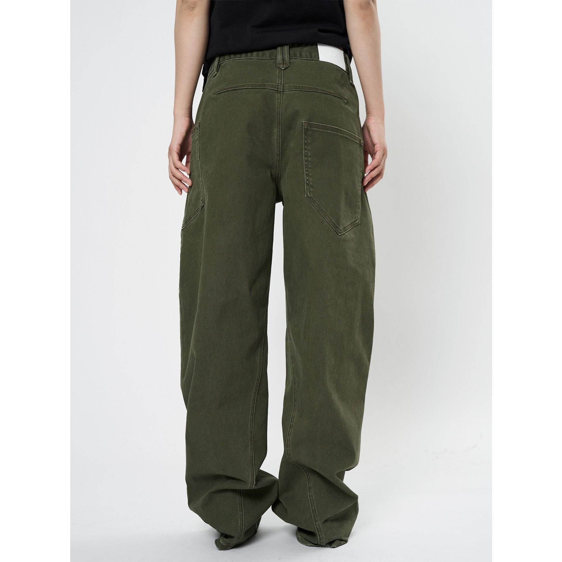 Women's high-waisted worker pants with wide leg and utility pockets Chichicherry