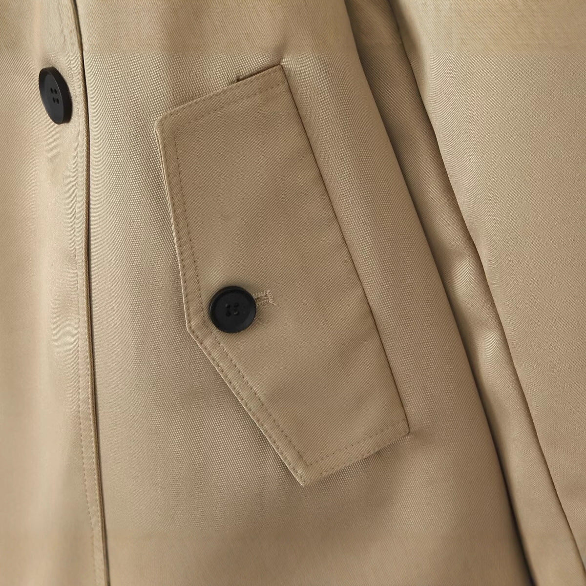 Women's Short Tailored Double-Breasted Trench with Cape Sleeves and Tie Belt Chichicherry