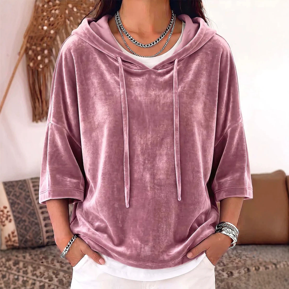Women's Velvet Hooded Pullover with Oversize Cut and Three-Quarter Sleeves Chichicherry