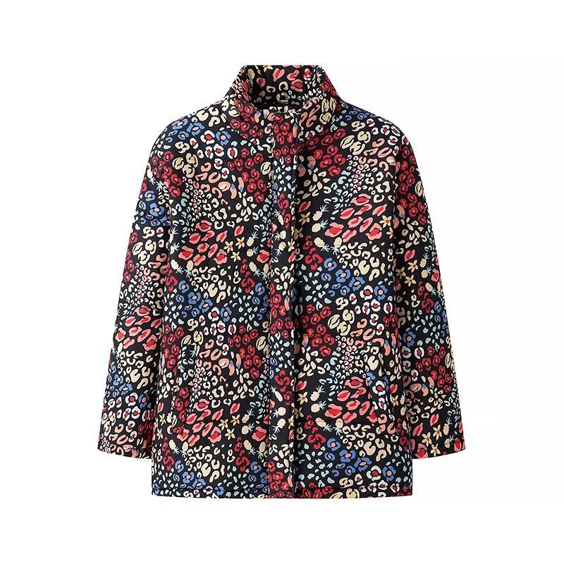 Women Lightweight Quilted Short Jacket with Stand-Up Collar, Boxy Silhouette and Colorful Animal-Floral Print Chichicherry