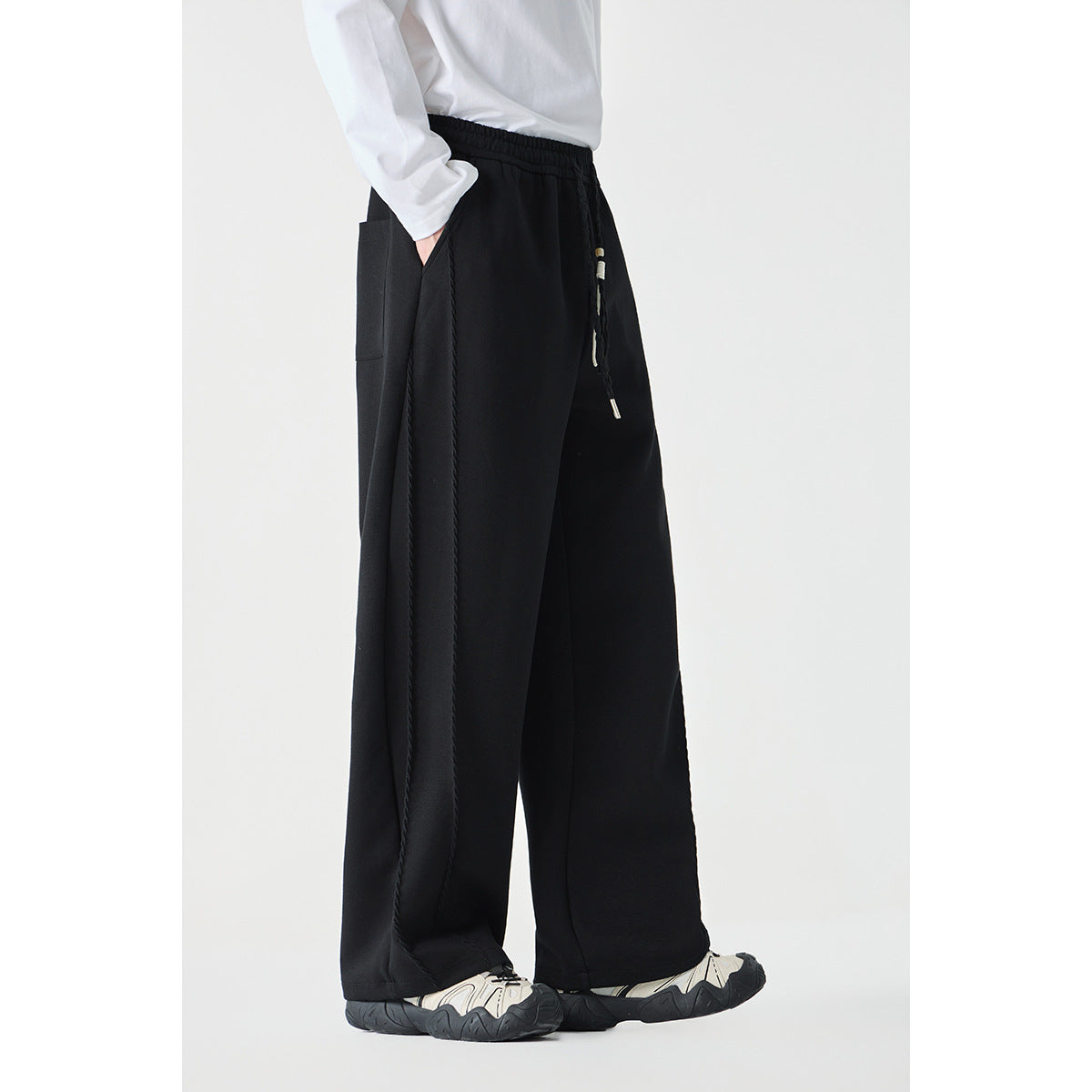 Women's Wide High-Waist Jogging Pants with Decorative Seams and Drawstring Chichicherry