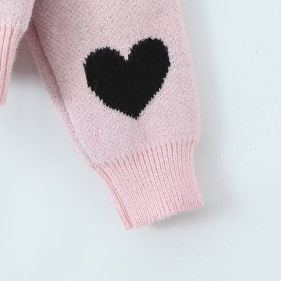 Women's heart intarsia sweater with round neck and relaxed fit Chichicherry