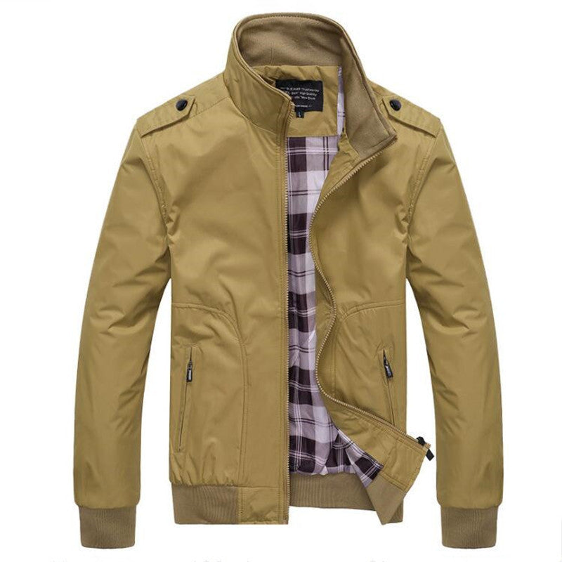 Men's lightweight water-repellent hooded softshell jacket with zippered pockets Chichicherry