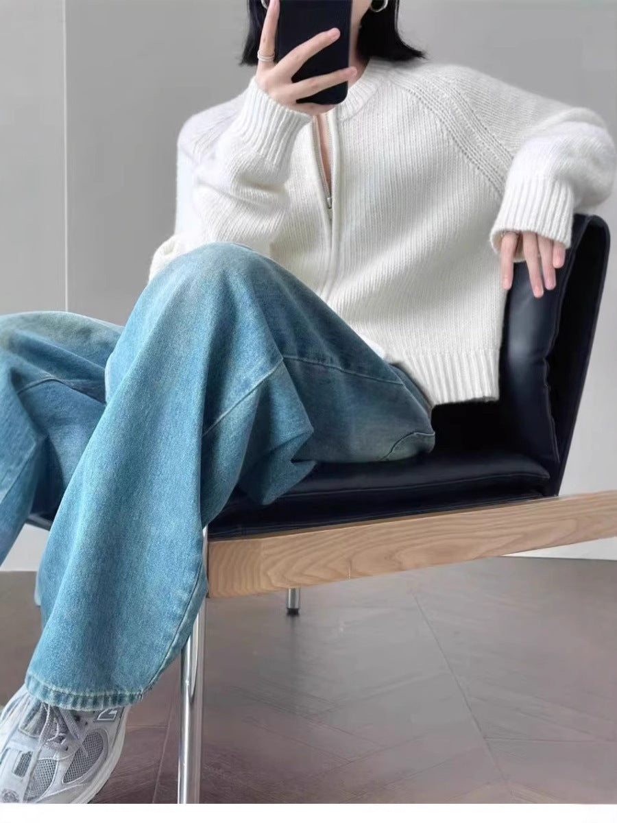 Ladies short jacket made of soft fine knit with full-length zipper and ribbed hem Chichicherry