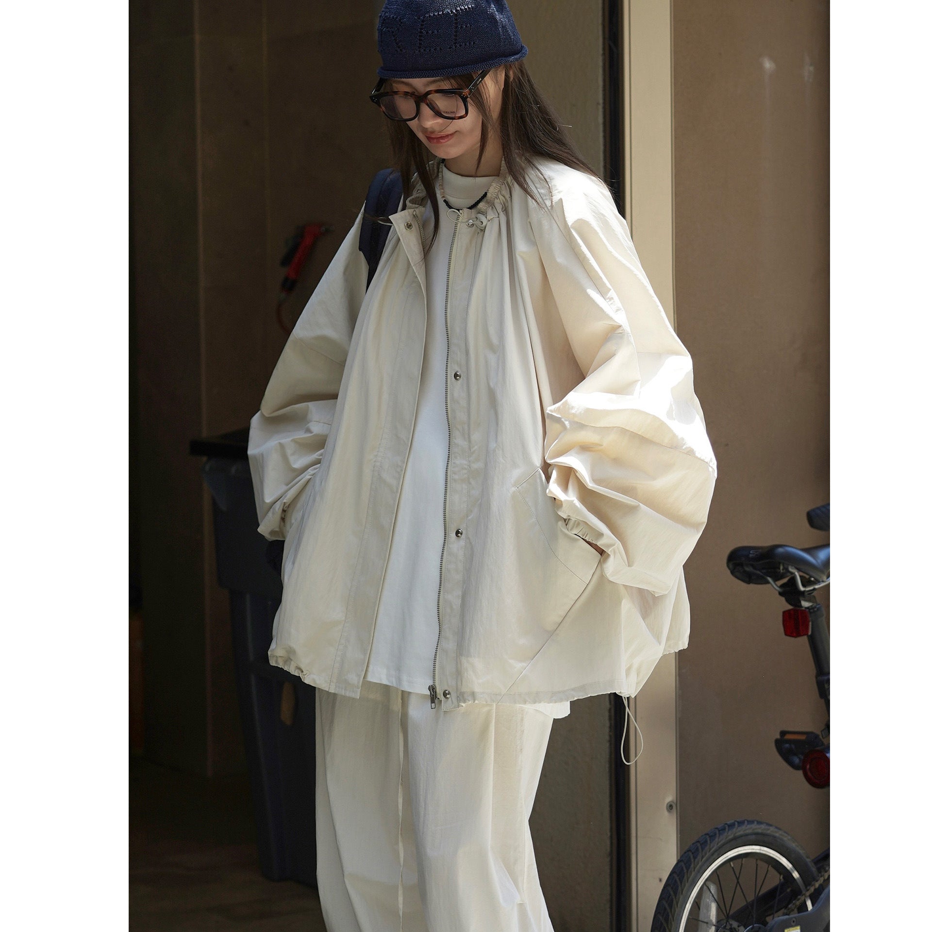 Women's Oversize Transition Parka with Drawstring Collar and Elastic Cuffs Chichicherry