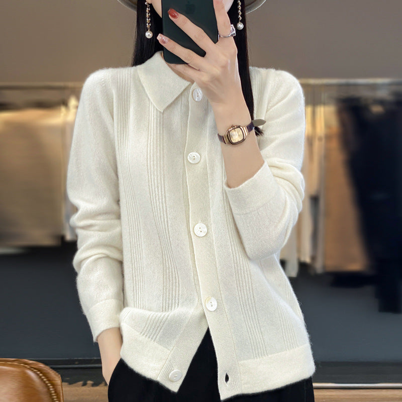 Women's button cardigan with shirt collar and fine vertical rib structure Chichicherry