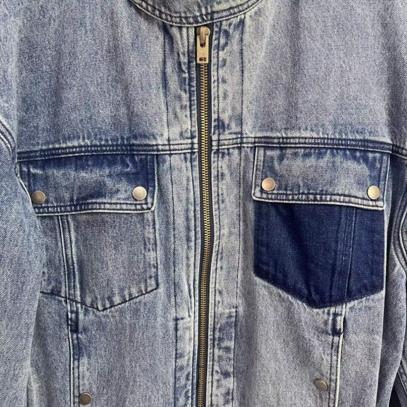 Herren Relaxed Denim-Utility-Jacke mit Stehkragen und kontrastierter Brusttasche Chichicherry