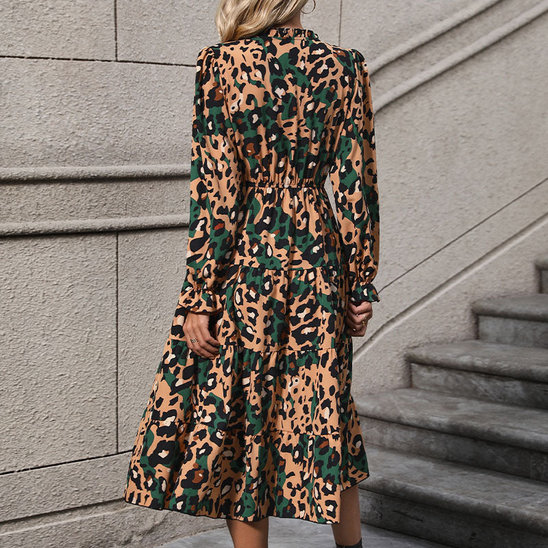 Women's wrap midi dress with leopard pattern, tiered skirt and elastic waist fit Chichicherry