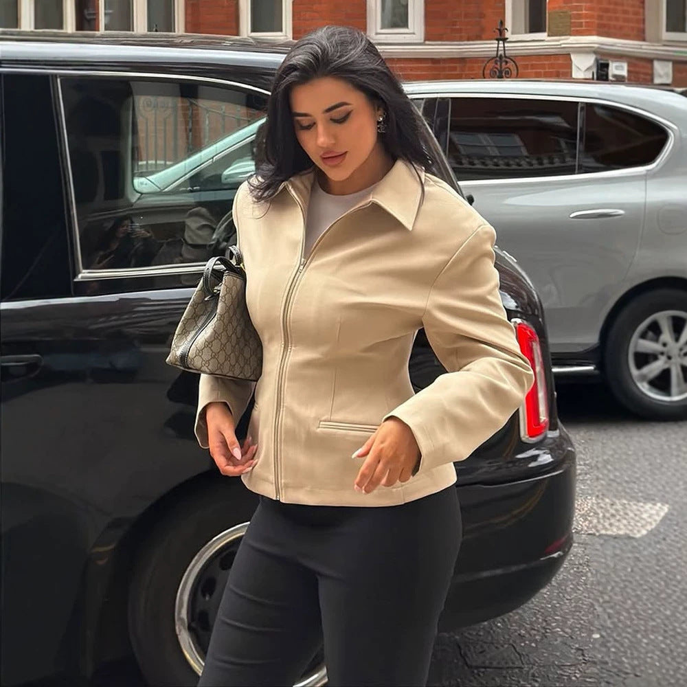 Women's Tailored Short Jacket made of vegan leather imitation with shirt collar and concealed zipper Chichicherry
