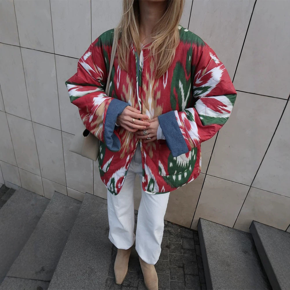 Women's quilted kimono jacket with ikat print, oversized cut and contrasting cuffs Chichicherry