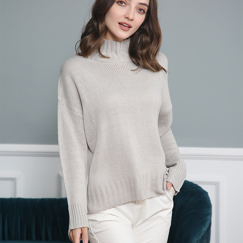 Women's turtleneck sweater made of chunky knit with oversized cut Chichicherry