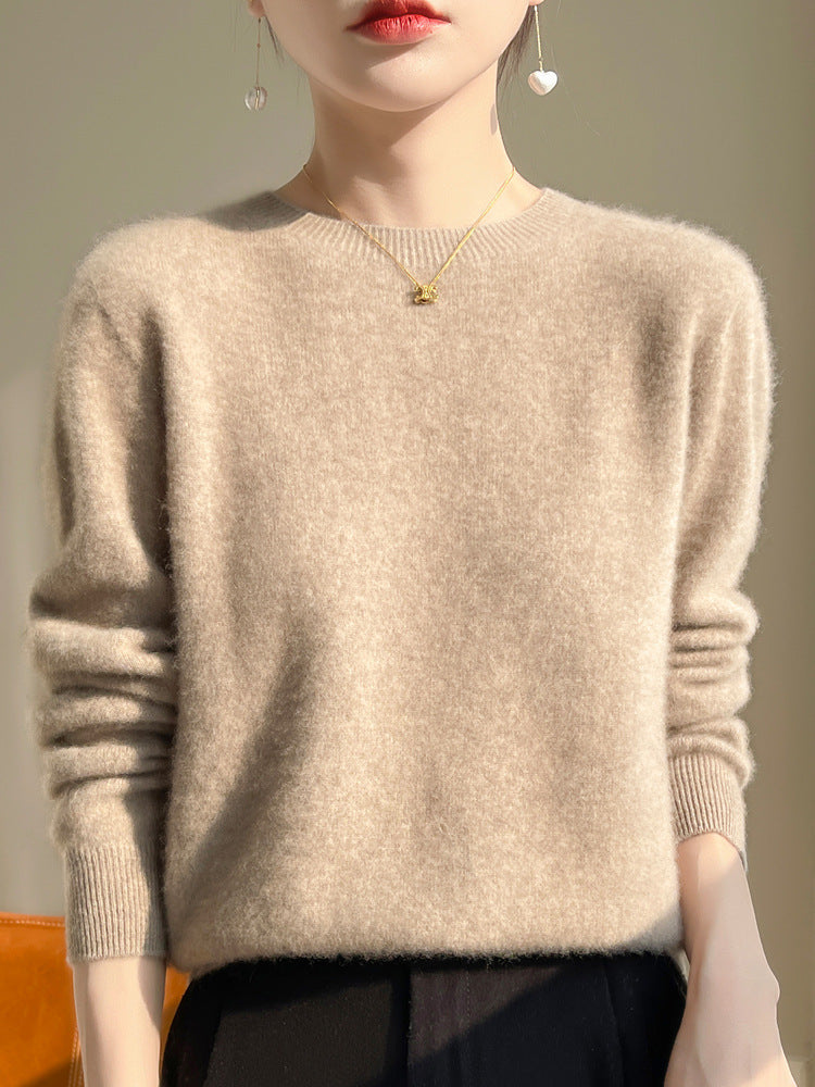 Women Luxurious Cuddle Knit Sweater with Round Neck and Mohair Look Chichicherry