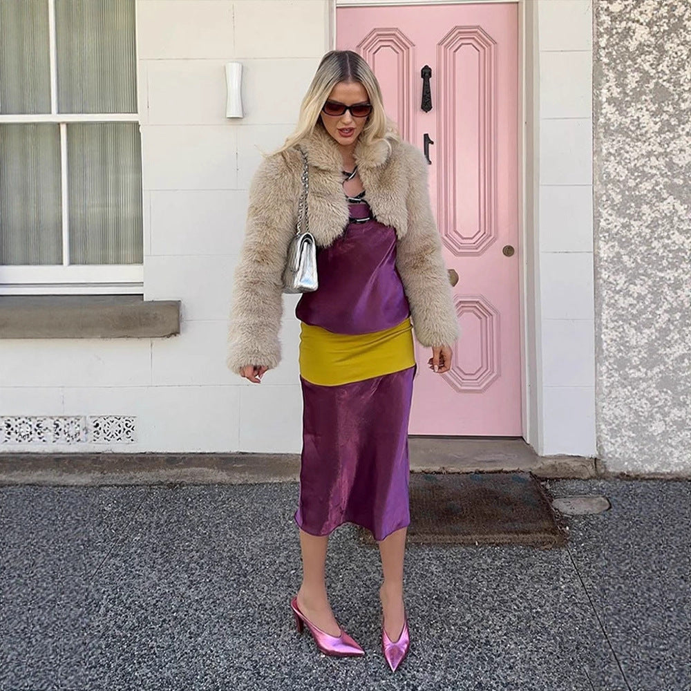 Women Short Cut Luxurious Faux Fur Jacket with Voluminous Sleeves and Lapel Collar Chichicherry