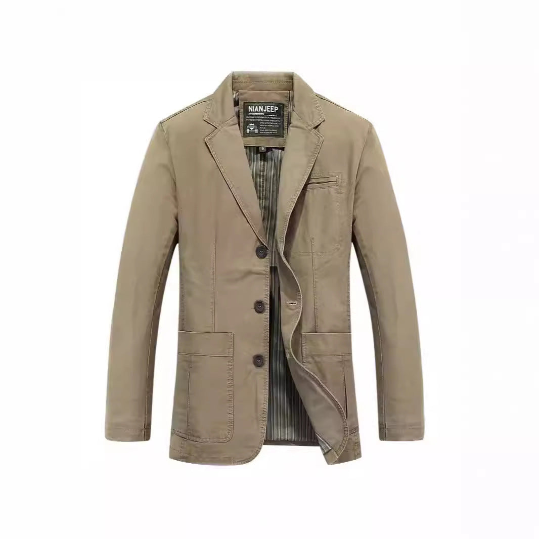 Men's jacket in casual style with three-button front and patch pockets Chichicherry