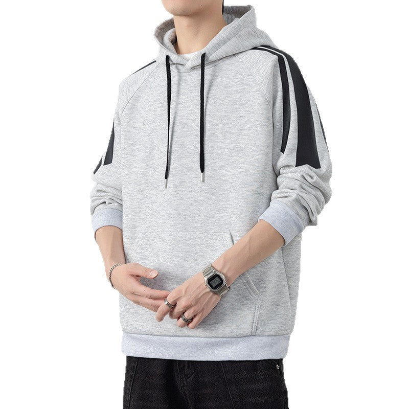 Men's hoodie with raglan sleeves, kangaroo pocket and contrast stripes Chichicherry