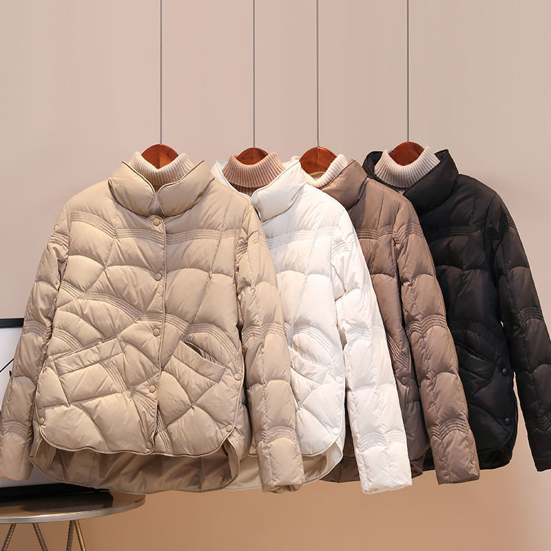 Women's quilted thermal jacket with high collar and decorative wave quilting Chichicherry