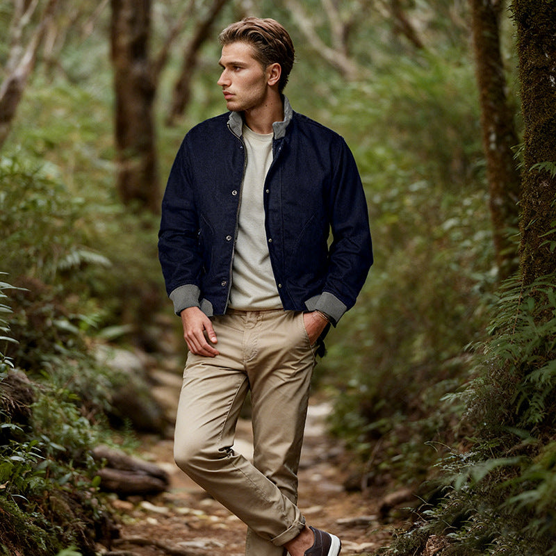 Men's short jacket in urban outdoor style with stand-up collar, snap button placket, and ribbed cuffs Chichicherry