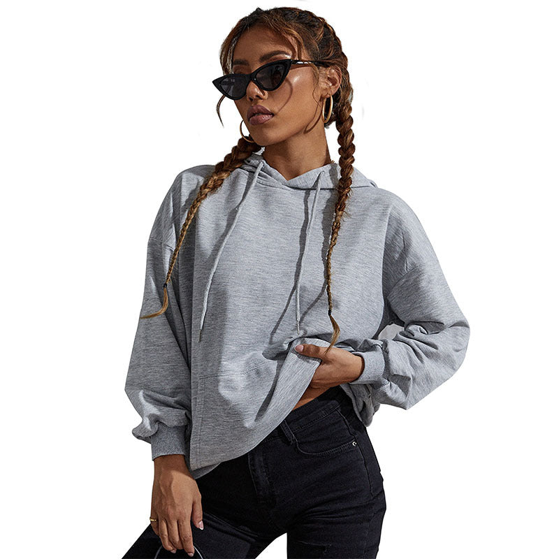 Women's hoodie with statement back print, oversized cut and ribbed cuffs Chichicherry