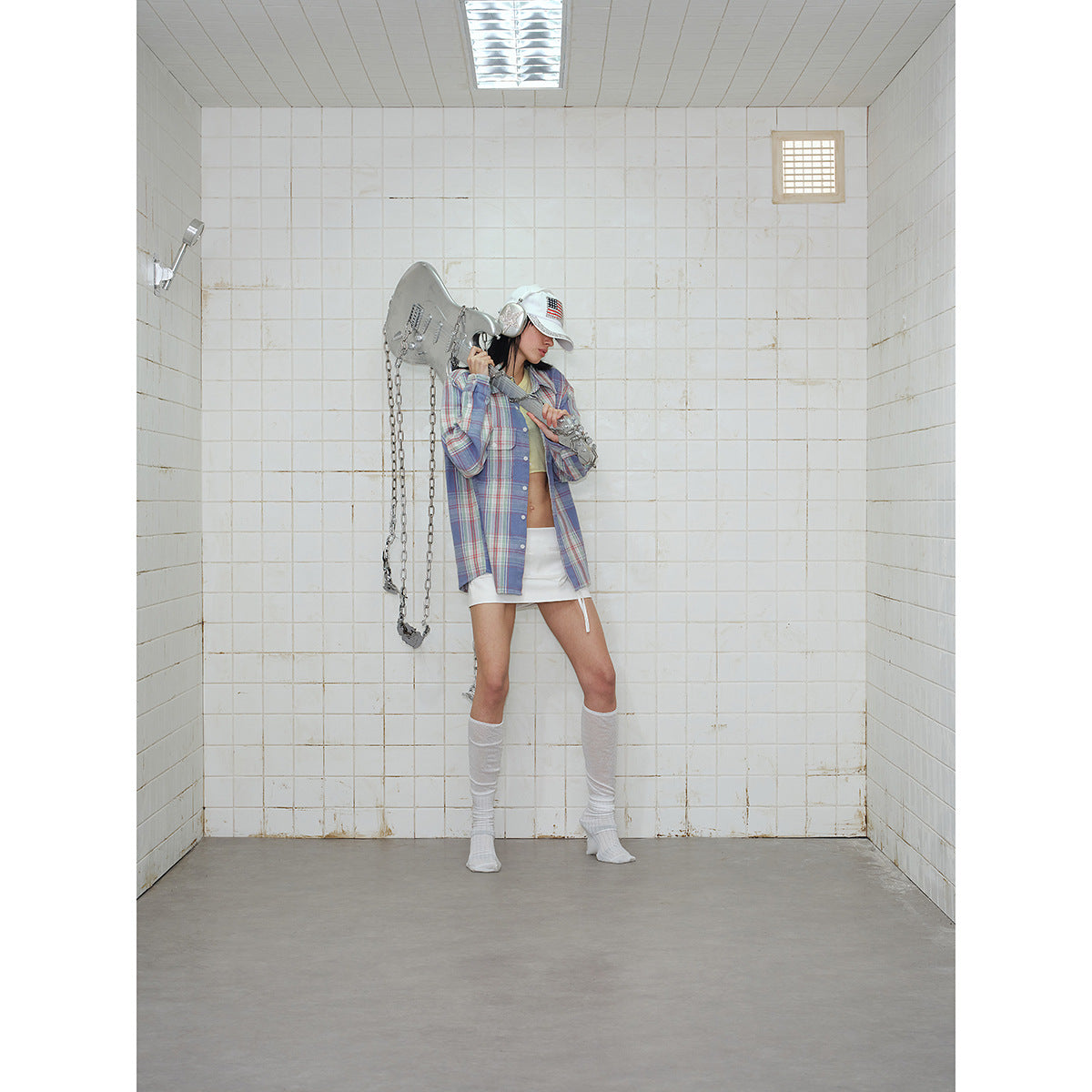 Unisex check shirt jacket in oversized cut with flap pockets and sleeve patch Chichicherry