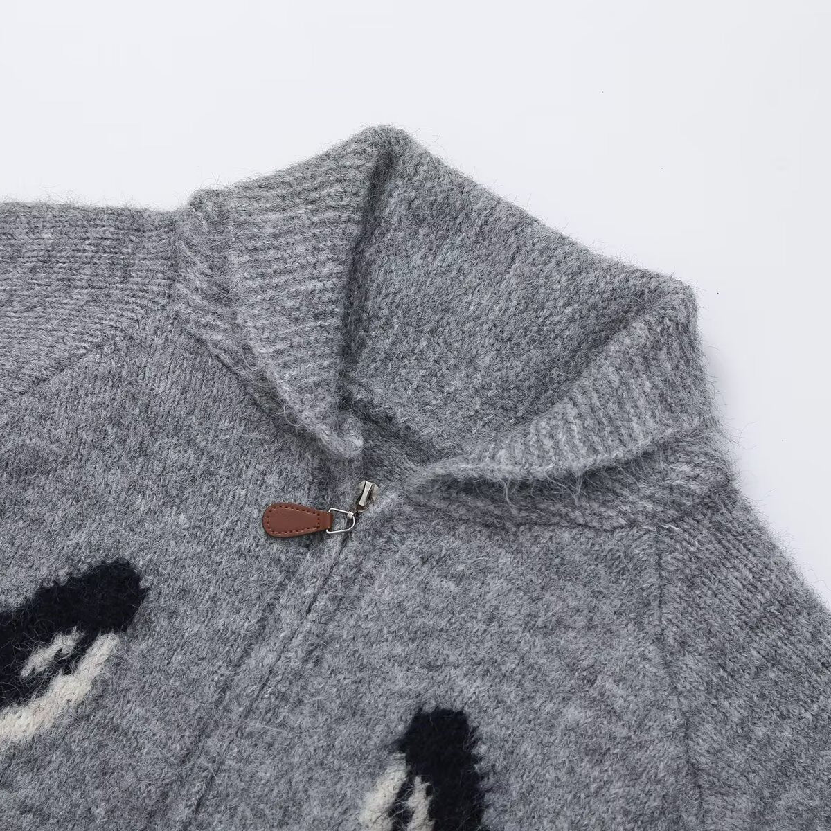 Women’s zip-up cardigan with shawl collar and intarsia pattern Chichicherry
