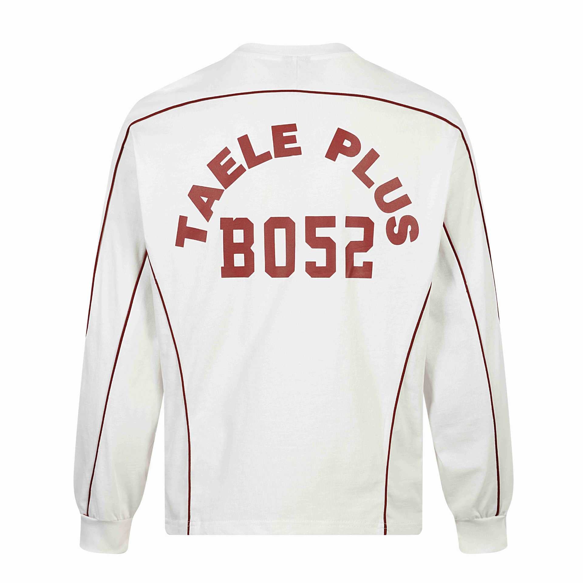 Men's retro-inspired long sleeve football jersey with V-neck and contrast piping Chichicherry